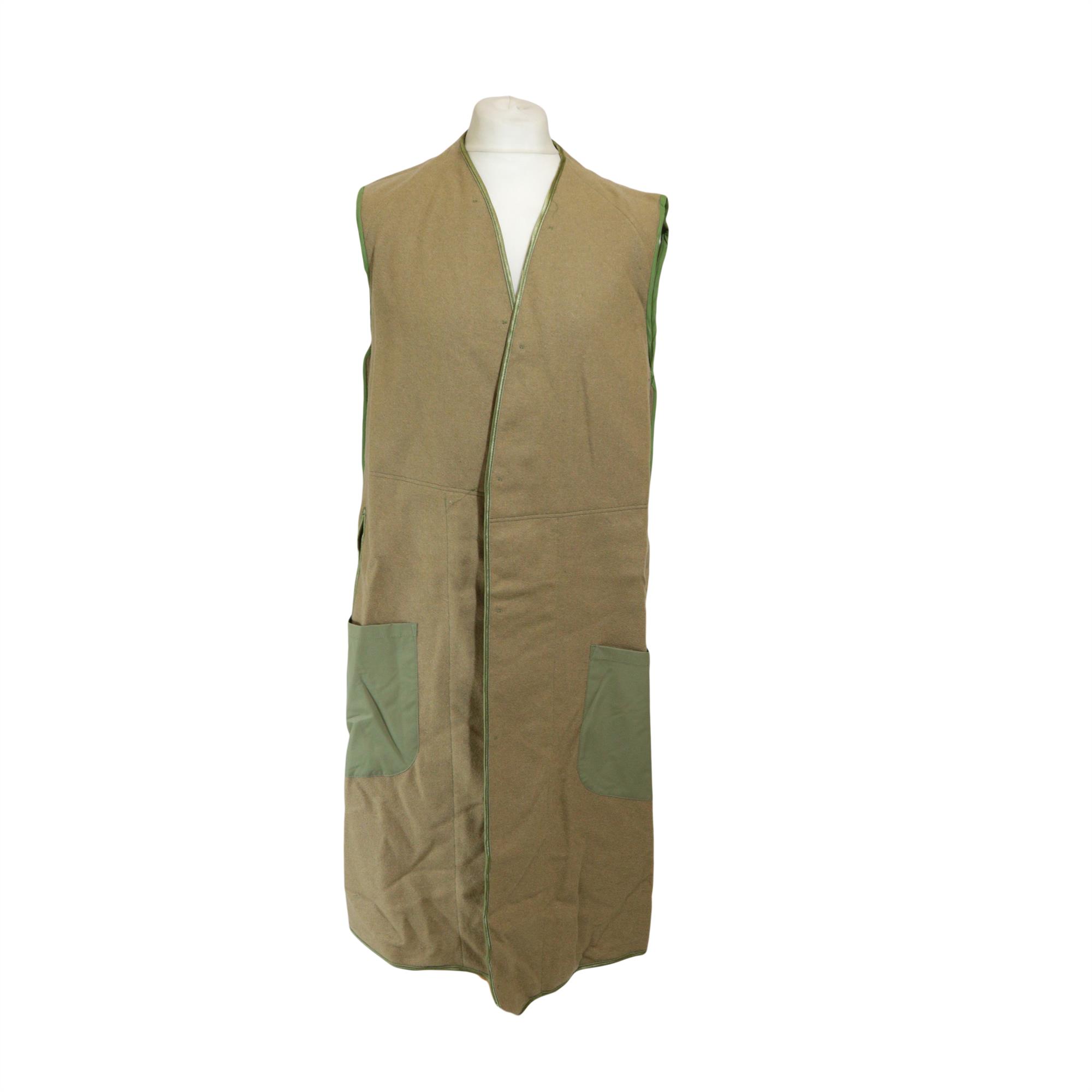 Canadian Military Zip-In Quilted Trench Coat Liner/ Short / Used Excellent main image 1