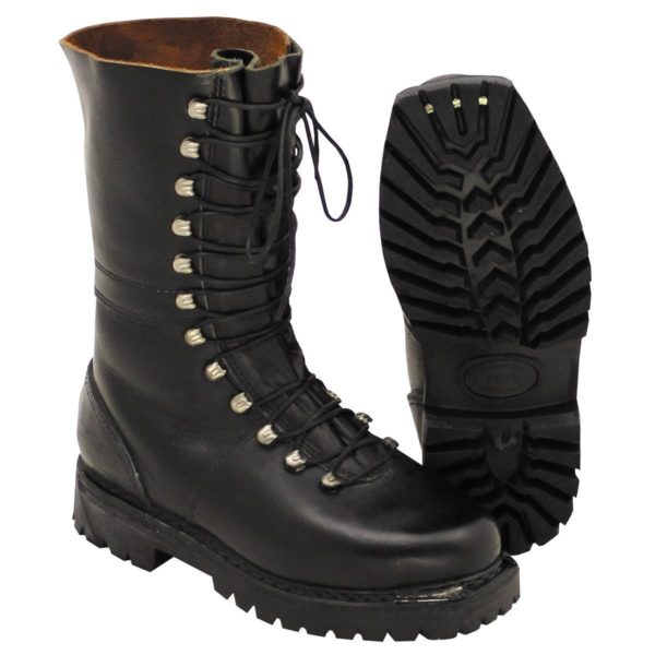 NEW/UNISSUED Austrian army surplus high leg all leather combat / assault boots