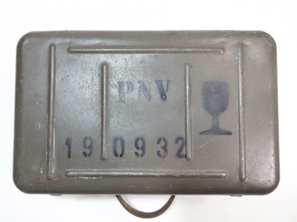 Eastern bloc army surplus vintage night vision goggles and accessories - Image 4