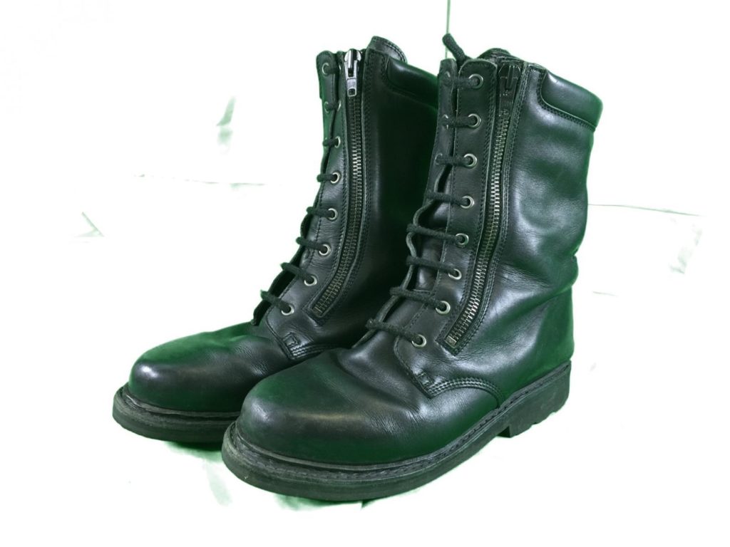 US / Canadian army surplus MUKLUK snow over boots Surplus & Lost