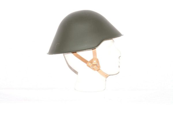 East German military army  Helmet and Net cover *NEW*