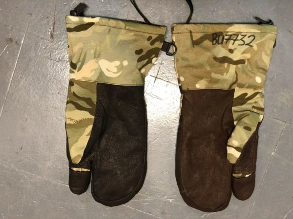British army surplus command goretex BLIZZARD extreme cold weather mitts - MEDIU