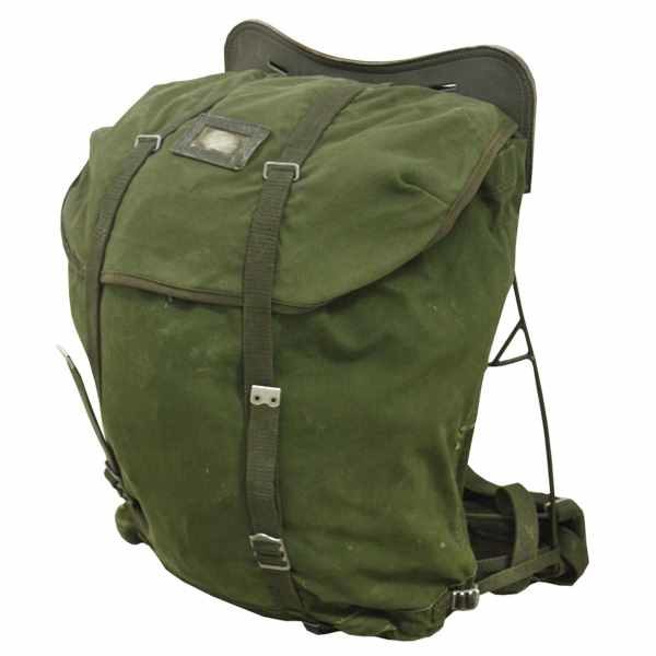 Swedish army surplus 50 Litre vintage olive green rucsack and frame