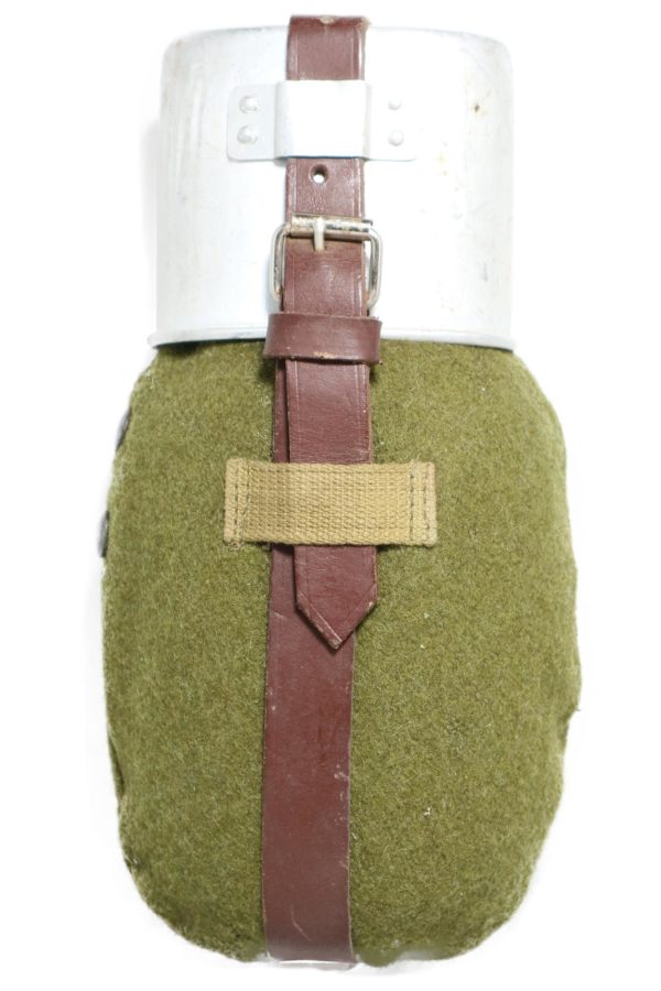 Romanian army surplus canteen, cup and cover vintage retro - Image 3