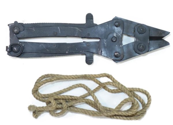 British army surplus POST war wirecutters,lanyard and case