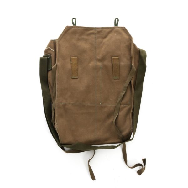 Vintage Czech army surplus M60 canvas gas mask shoulder bag - Image 2