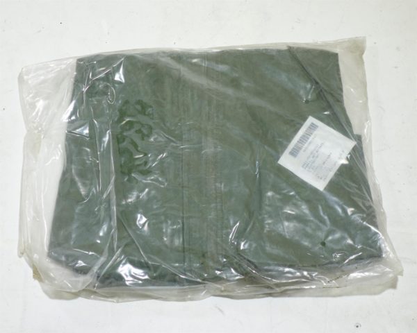 US Army Surplus Olive Wet Weather Parka NEW/OLD Stock - Image 3
