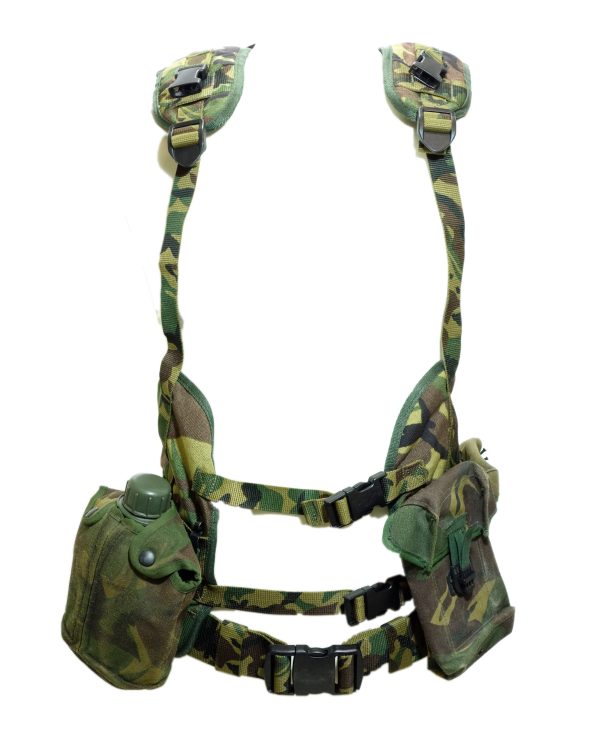 Dutch army surplus Wooldand DPM camo webbing yoke set - Image 3