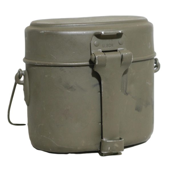 Genuine Austrian Army Surplus 3 Piece Mess Tin Set