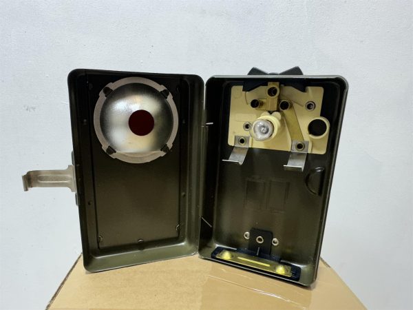 Norwegian army surplus torch signal lamp 4 colour NEW - Image 6