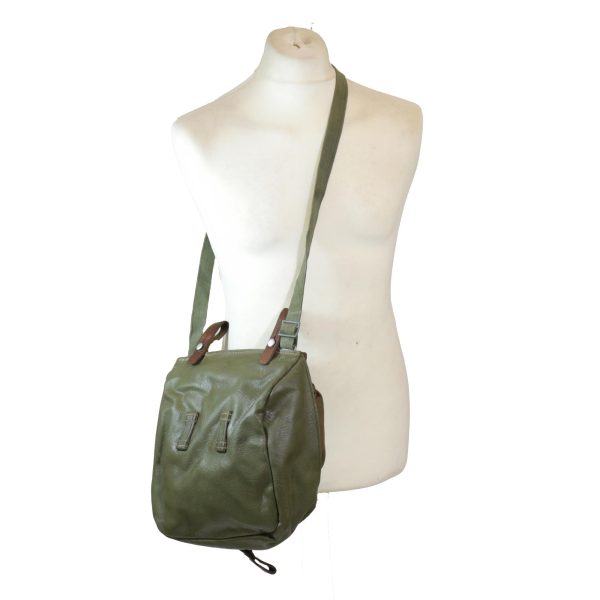 Genuine Vintage Swiss Army Surplus Canvas and Leather Bread Shoulder Bag - Image 2
