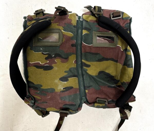 Belgian army surplus jigsaw camouflage daypack side pouches rocket - Image 2