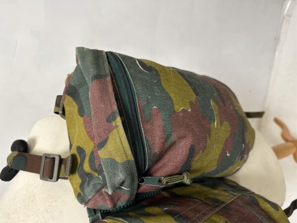 Belgian army surplus jigsaw camouflage daypack side pouches rocket - Image 3