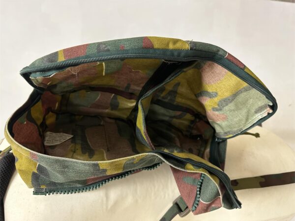 Belgian army surplus jigsaw camouflage daypack side pouches rocket - Image 4