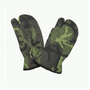 NEW Czech military surplus winter woodland CAMO  gloves  mitts type 95 3 finger