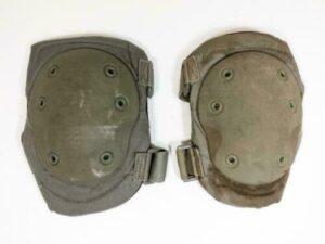 British Army Surplus Blackhawk tactical Knee Pads WITH BAG