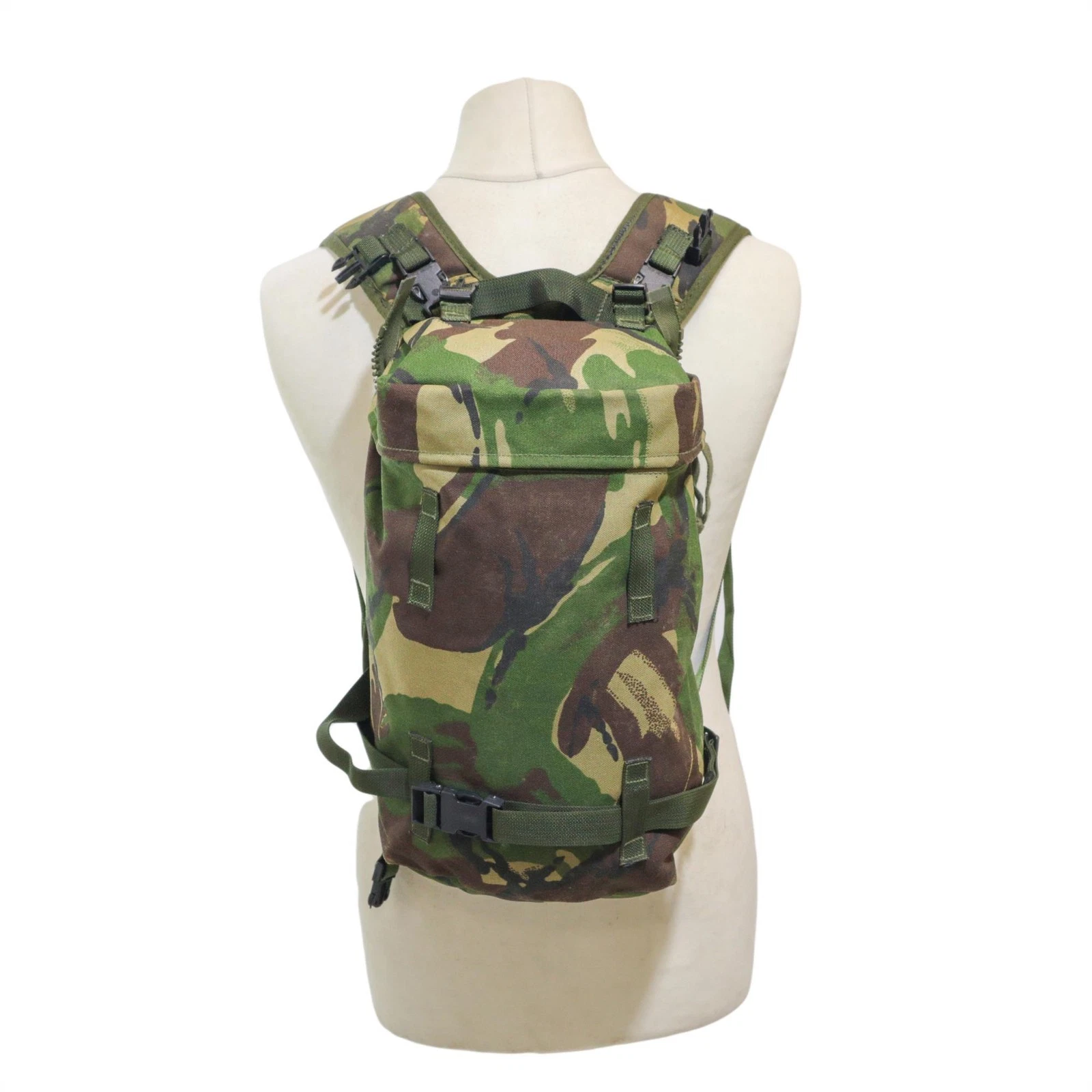 Genuine British Army Single Rocket Pouch Day Pack DPM Camouflage Rucksack