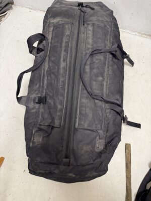 British military surplus 100 litre deployment bag / holdall