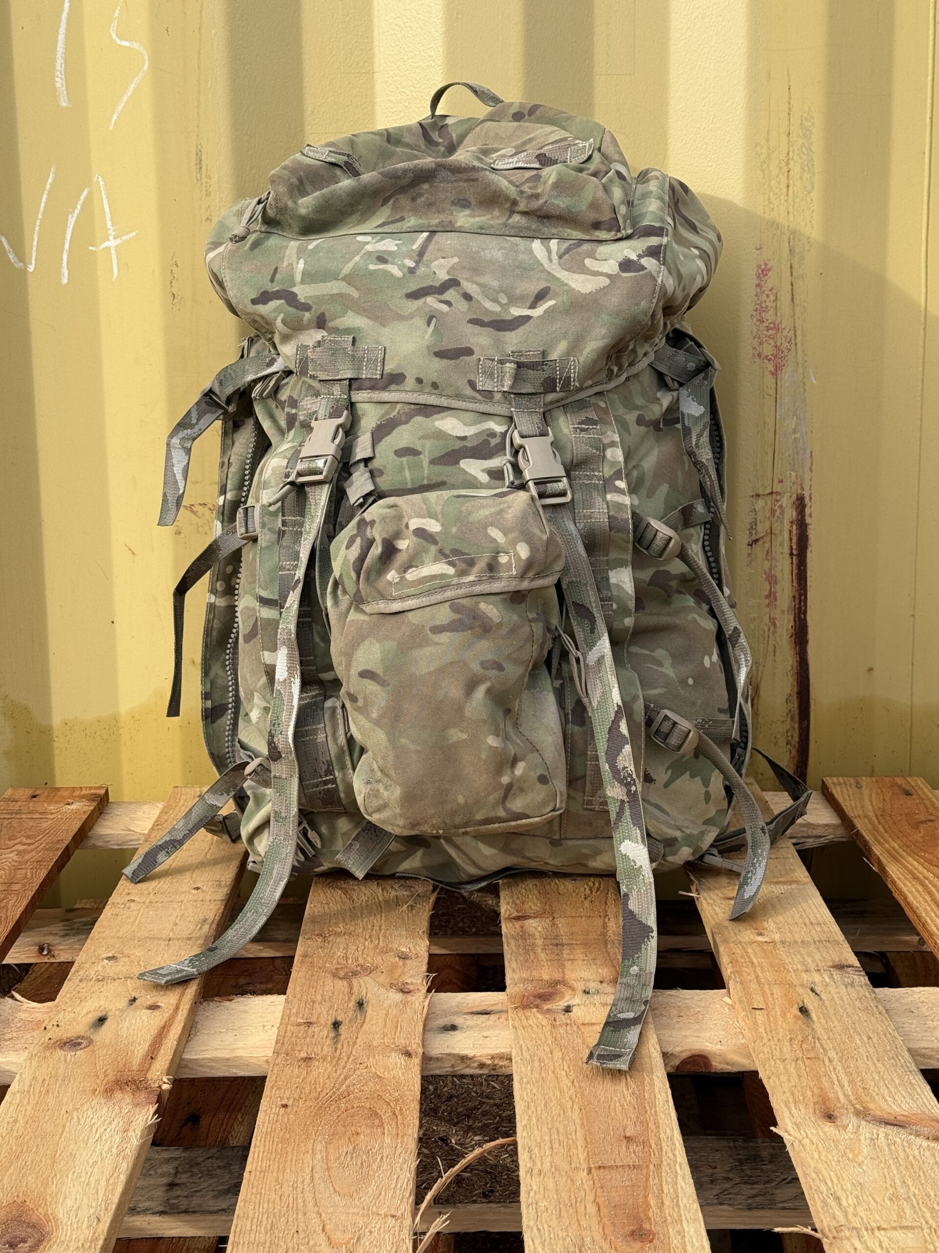 Genuine British Army Surplus MTP 100L PLCE Bergen