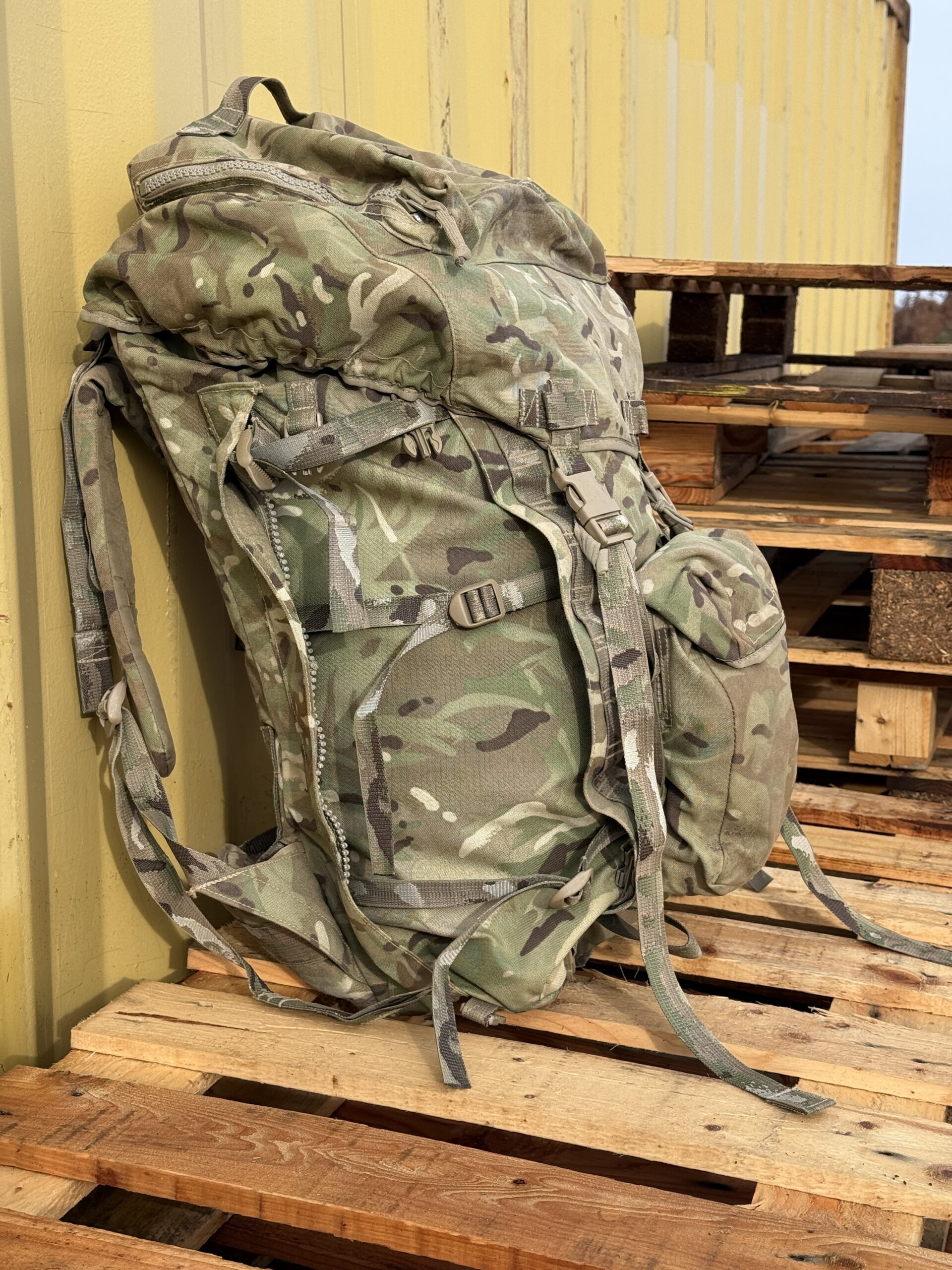 Genuine British Army Surplus MTP 100L PLCE Bergen - Image 4