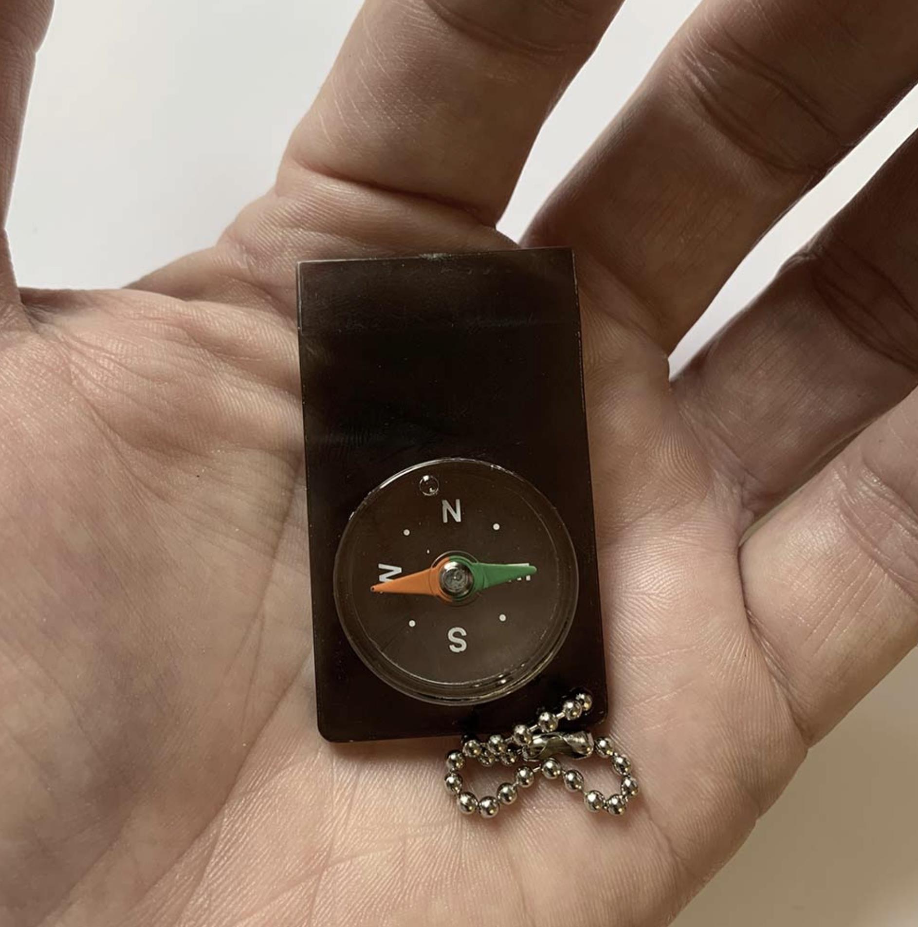 Highlander Micro Mini Map Compass Keyring Keychain NEW - Image 3