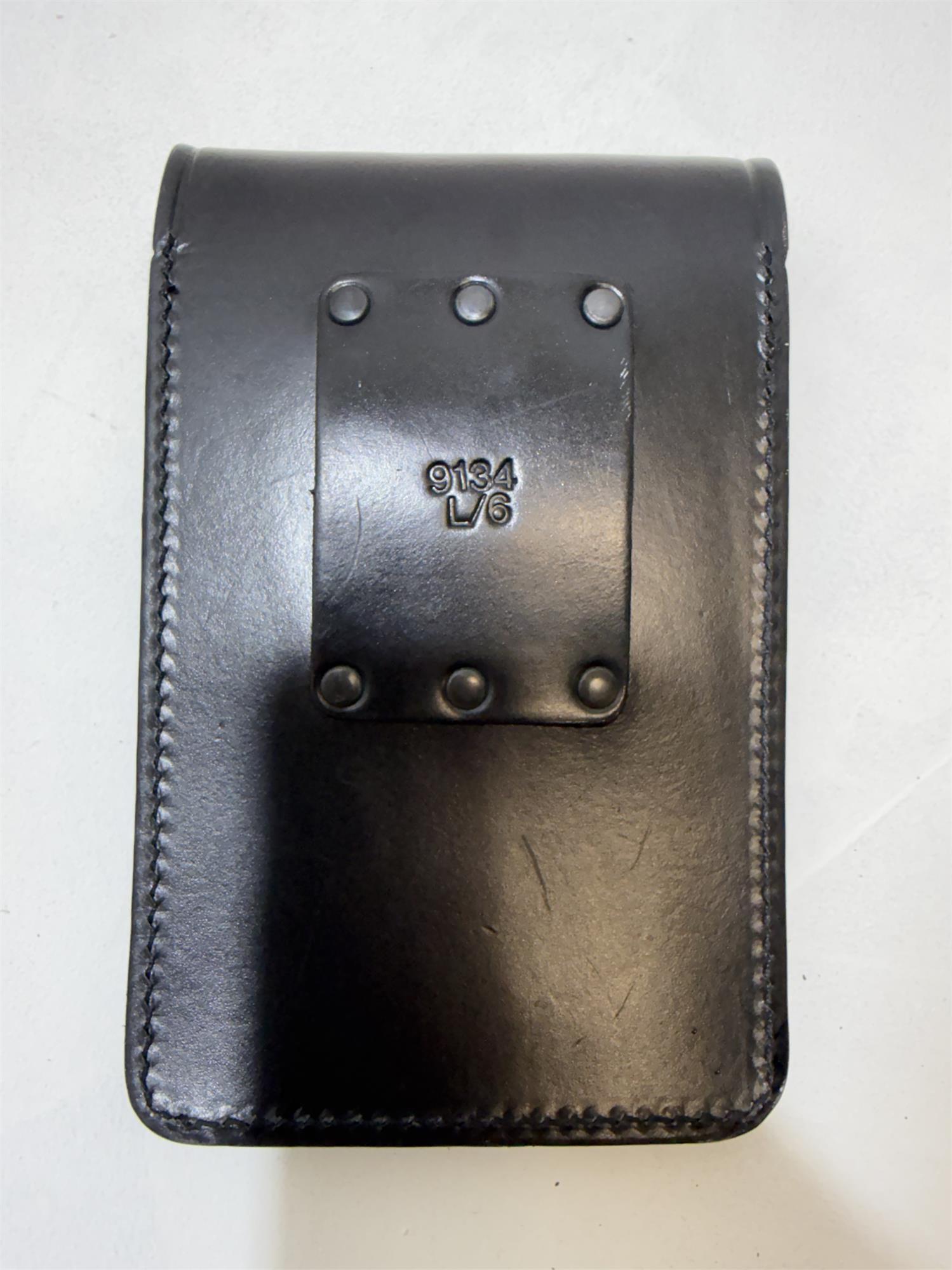 Black heavy duty leather ex police belt mounting notebook holder - Image 2