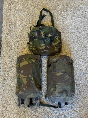 Clearance - Pair of DPM Side pouches grade 2 and respirator bag