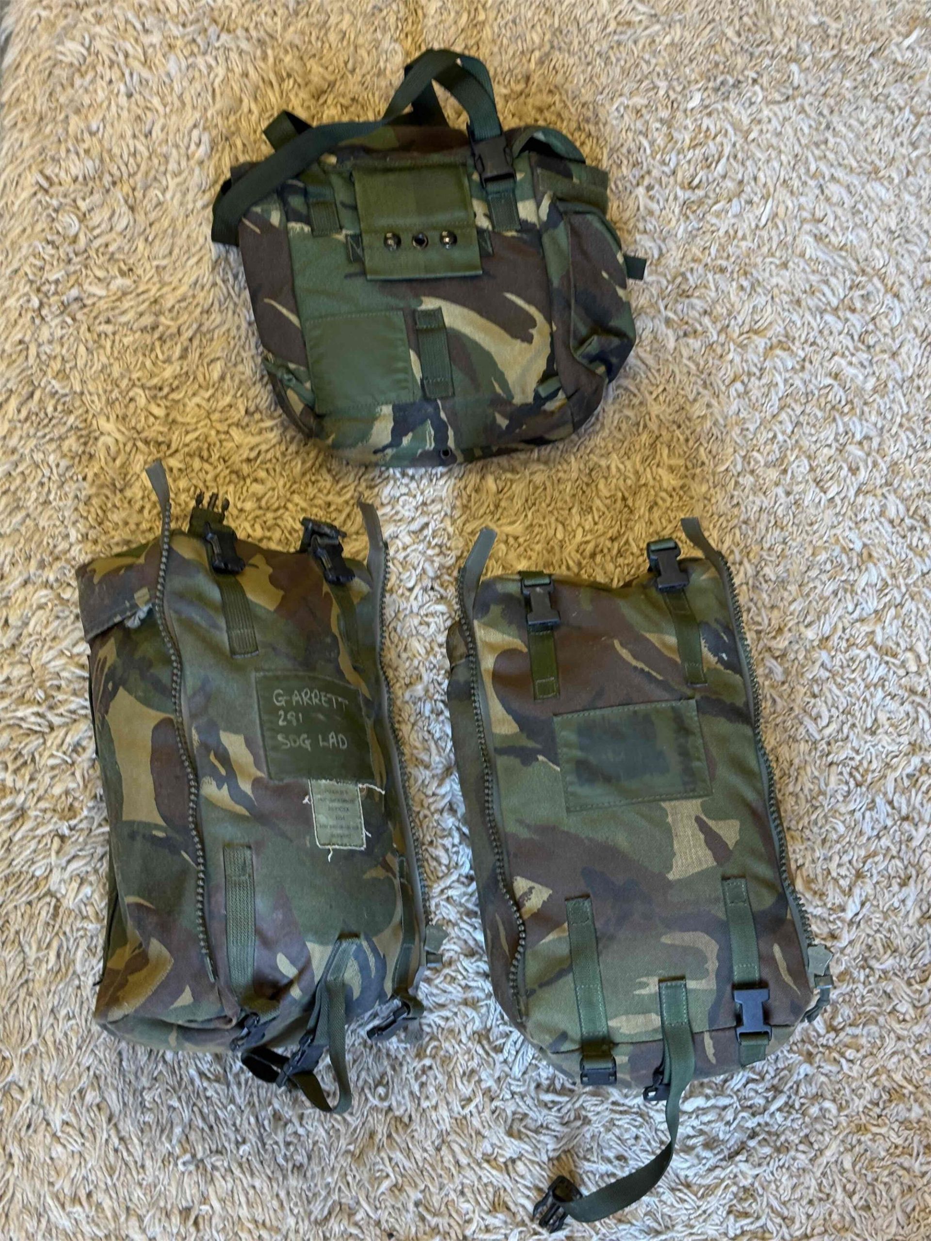 Clearance - Pair of DPM Side pouches grade 2 and respirator bag - Image 2