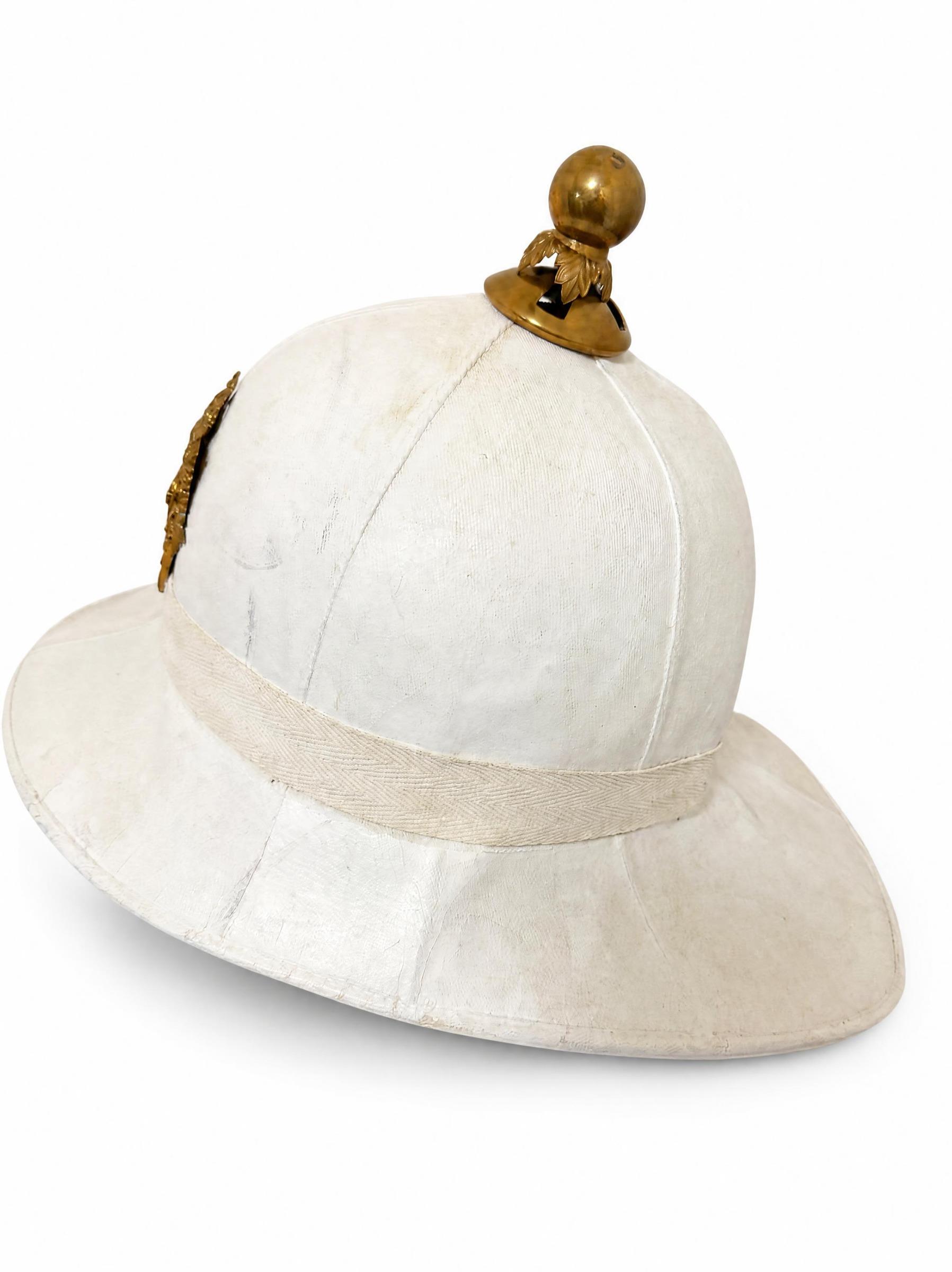 Vintage Royal Marines 1960's pith / ceremonial helmet size 59 - Image 3