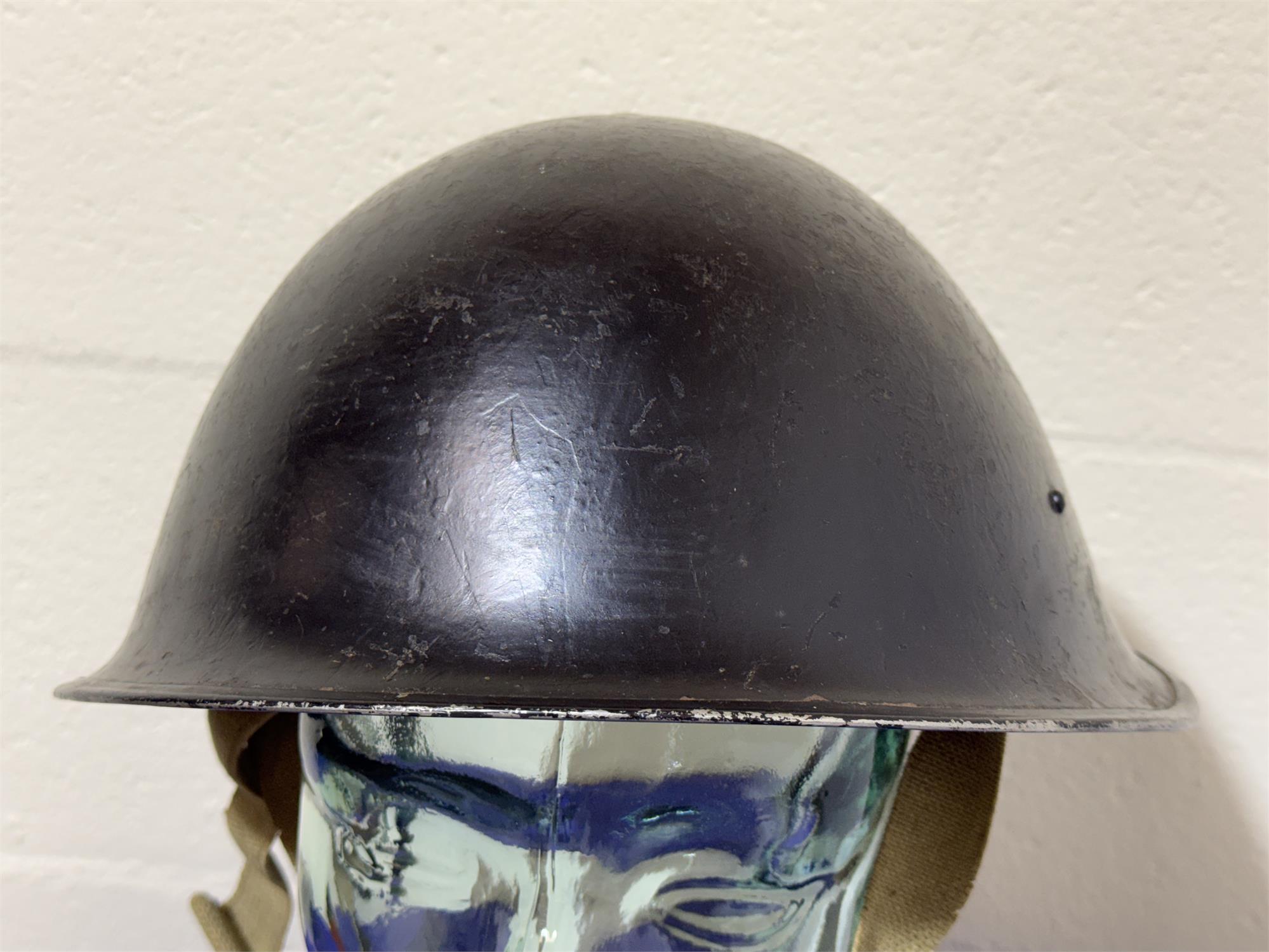 British army surplus Mark 3 WW2 era turtle helmet - Image 2