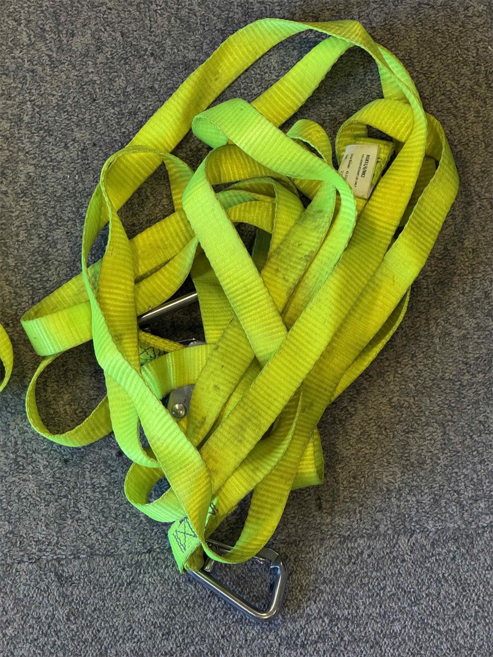 Ridge Gear Dropbag plus 2 ladder restraints scaffold hook and 10m line - Image 2