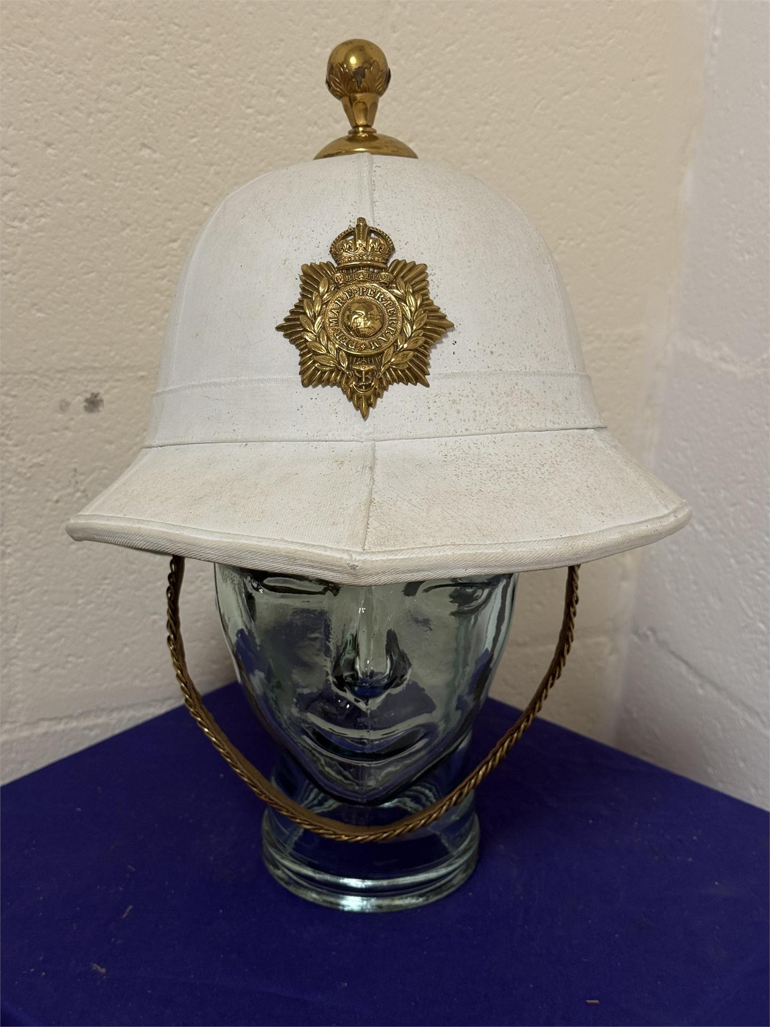 Vintage British army Royal Marines Woseley Pith Helmet - Image 2