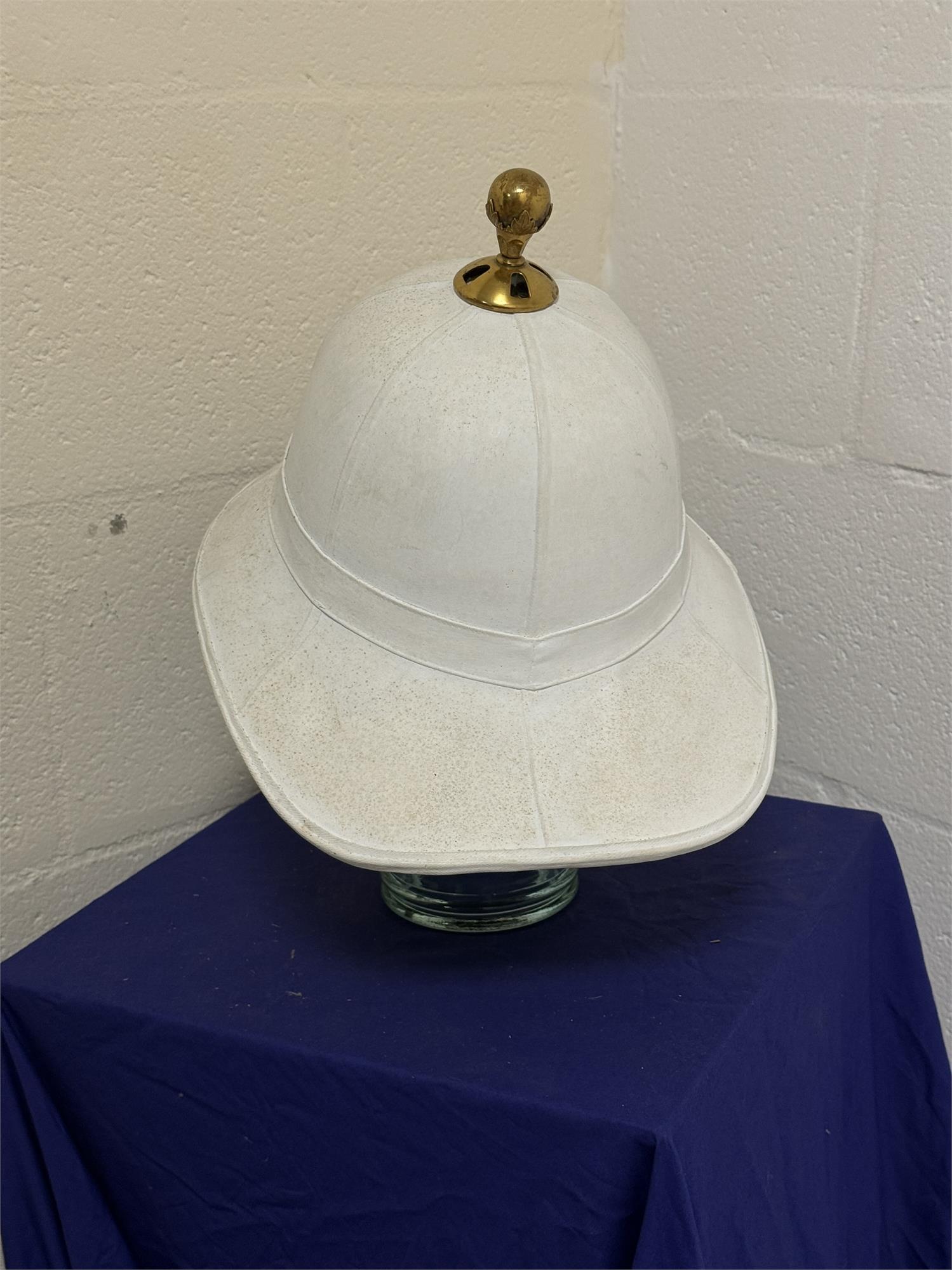 Vintage British army Royal Marines Woseley Pith Helmet - Image 7