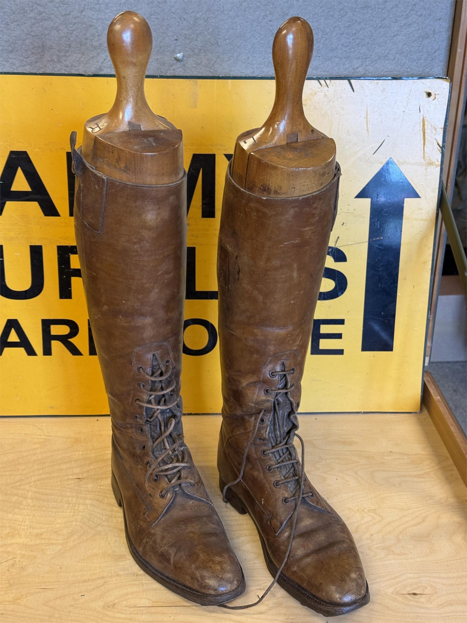 Vintage ww1 cavalry /officers brown leather field / riding boots / trees - Image 3