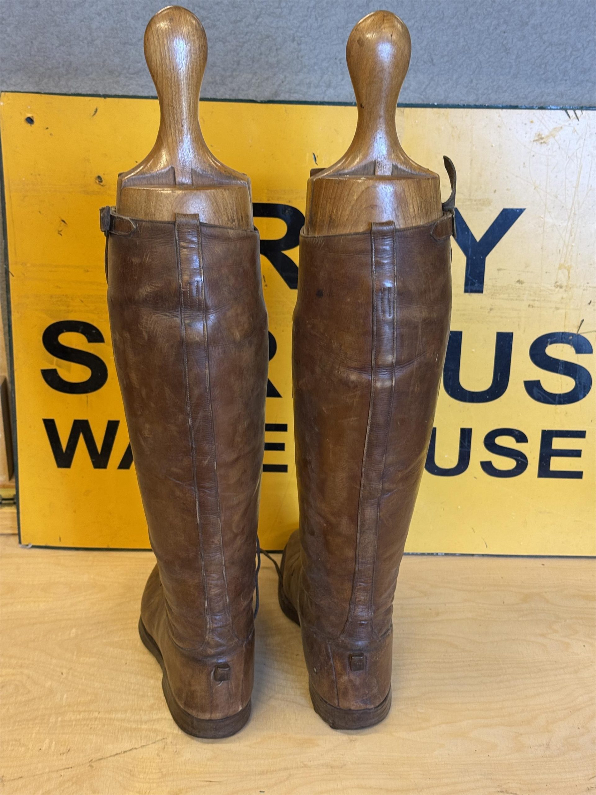 Vintage ww1 cavalry /officers brown leather field / riding boots / trees - Image 4